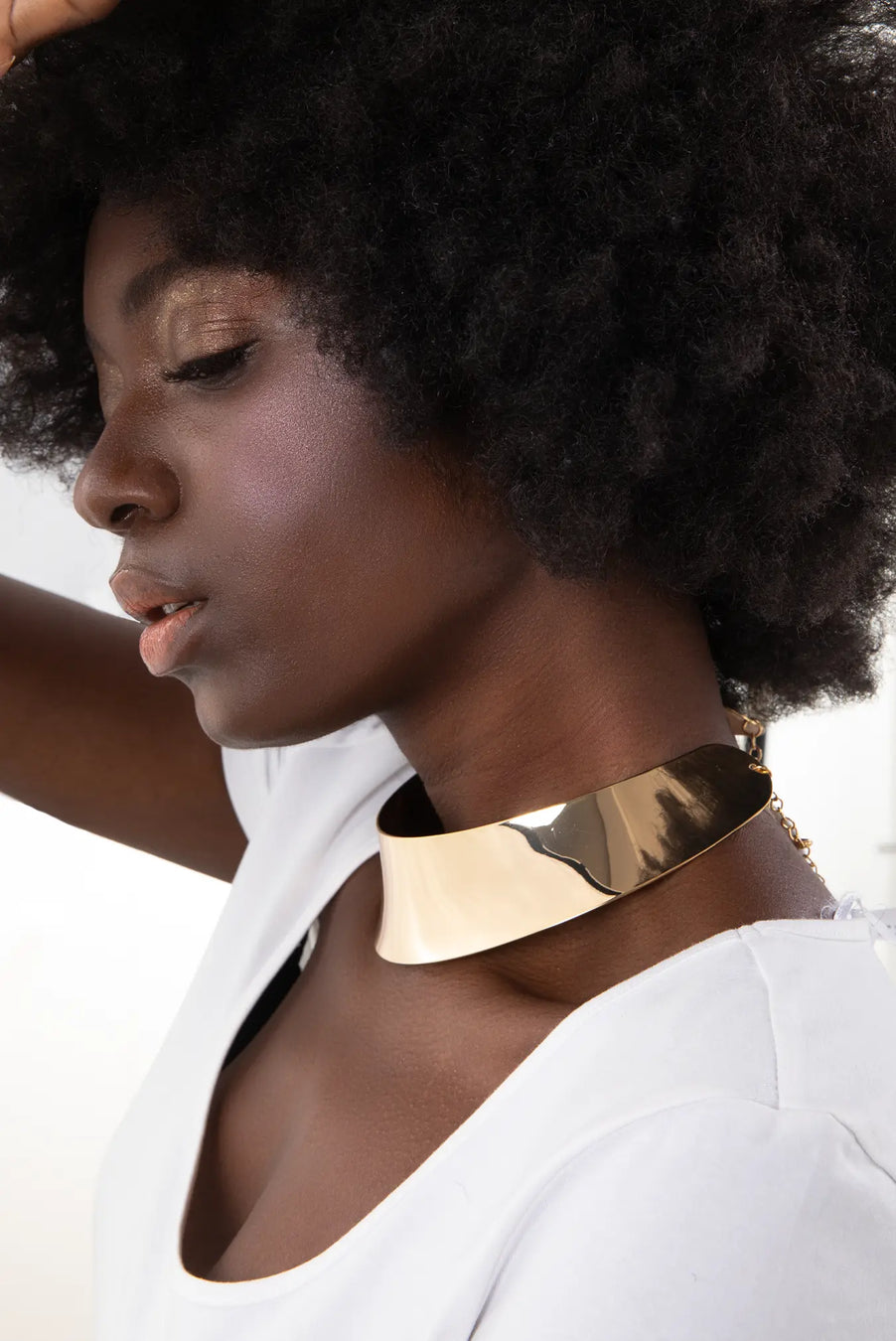 DIVA Choker. Wide plate collar choker in high gloss finish, 18K gold vermeil, handmade, hypoallergenic, water-resistant