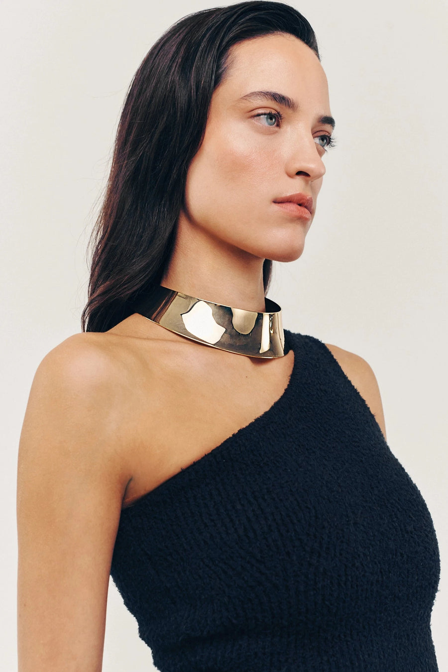 DIVA Choker. Wide plate collar choker in high gloss finish, 18K gold vermeil, handmade, hypoallergenic, water-resistant